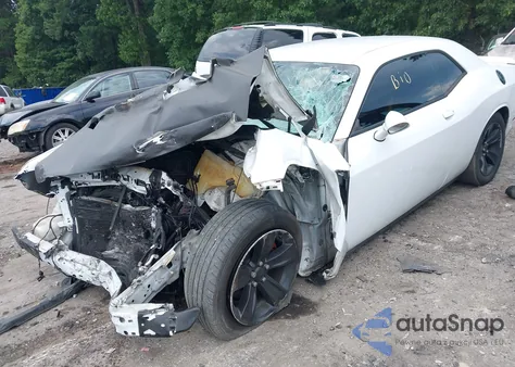 2019 Dodge Challenger Sxt z USA, uszkodzony, nr VIN 2C3CDZAG7KH672562
